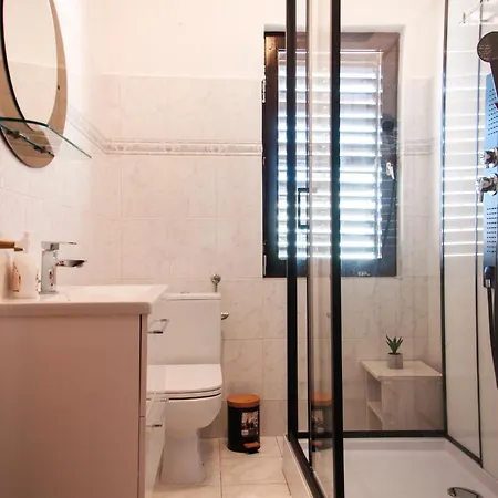 Domus Albus Apartman *