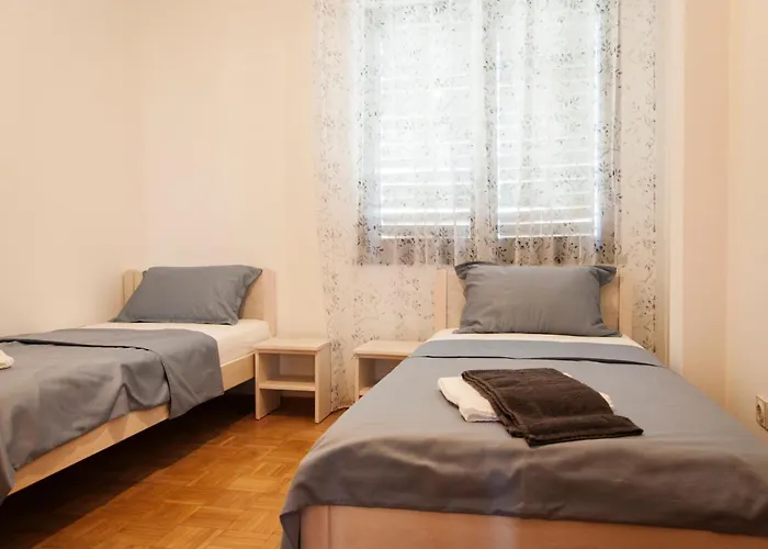 Domus Albus * זאדאר