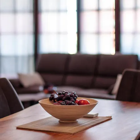 Domus Albus דירה זאדאר