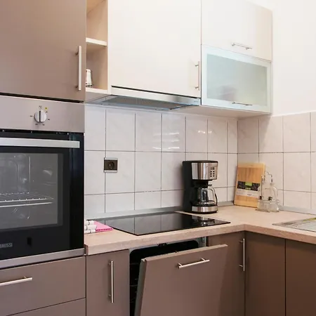 דירה Domus Albus